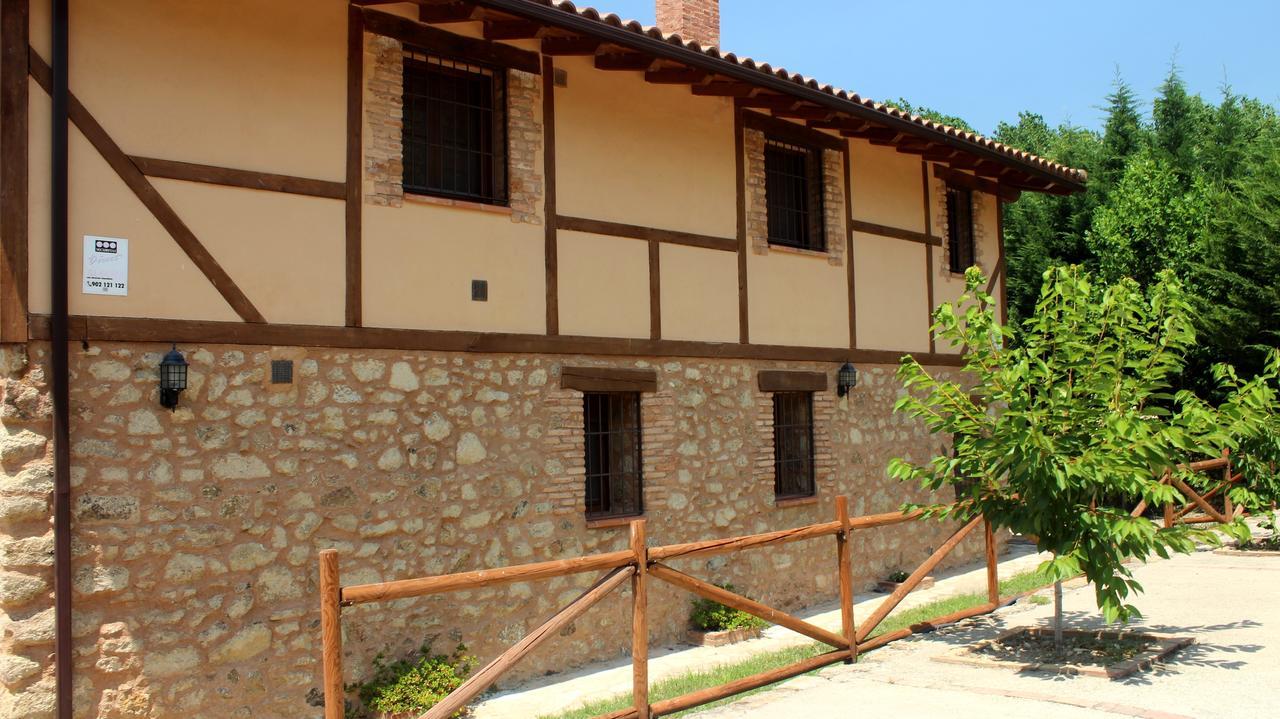 בית הארחה חראנדייה דה לה ורה 	Complejo Rural La Coronilla מראה חיצוני תמונה