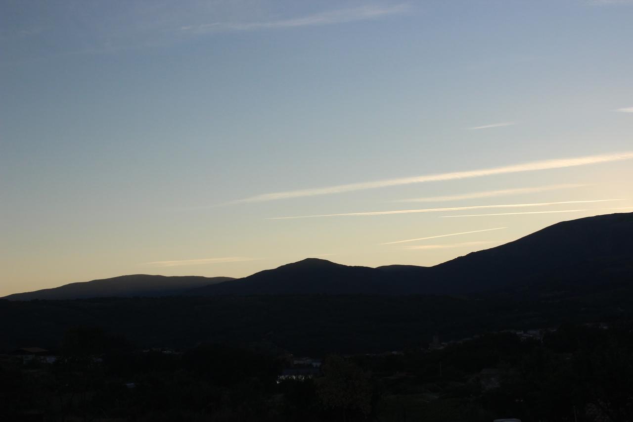 בית הארחה חראנדייה דה לה ורה 	Complejo Rural La Coronilla מראה חיצוני תמונה